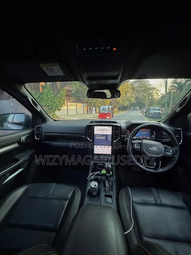 Ford Ranger Wildtrak 2023 Silver