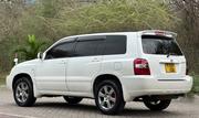 Toyota Kluger 2003 White for sale