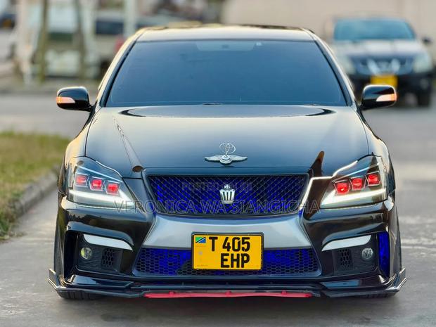 Toyota Crown 2007 Black