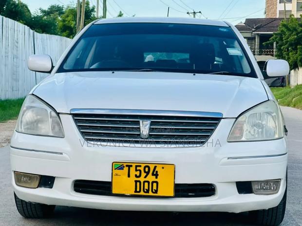 Toyota Premio 2004 White