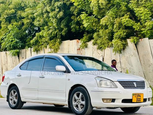 Toyota Premio 2004 White