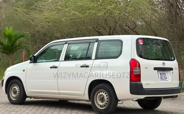 Toyota Probox 2011 White