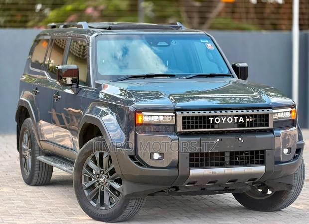 Toyota Land Cruiser Prado 2024 White