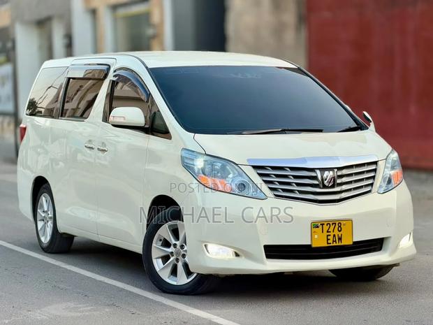 Toyota Alphard 2010 White