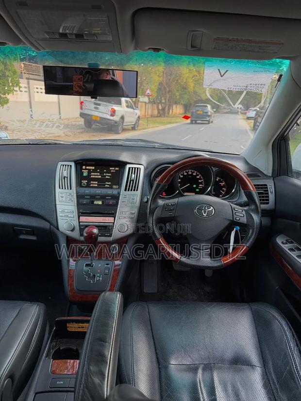 Toyota Harrier 2007 Off white