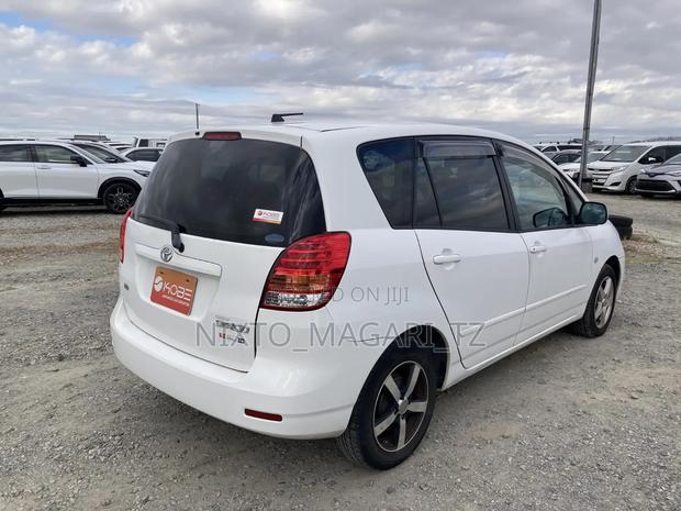 Toyota Corolla Spacio 2006 White