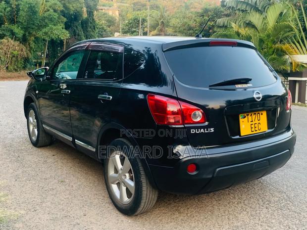 Nissan Dualis 2010 Black