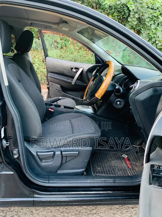Nissan Dualis 2010 Black