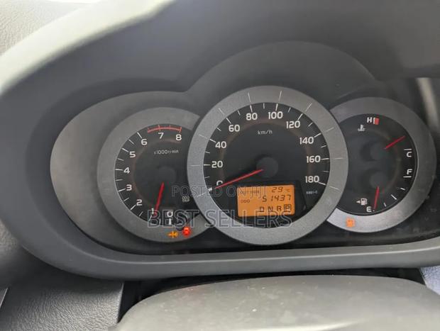 Toyota RAV4 2011 White