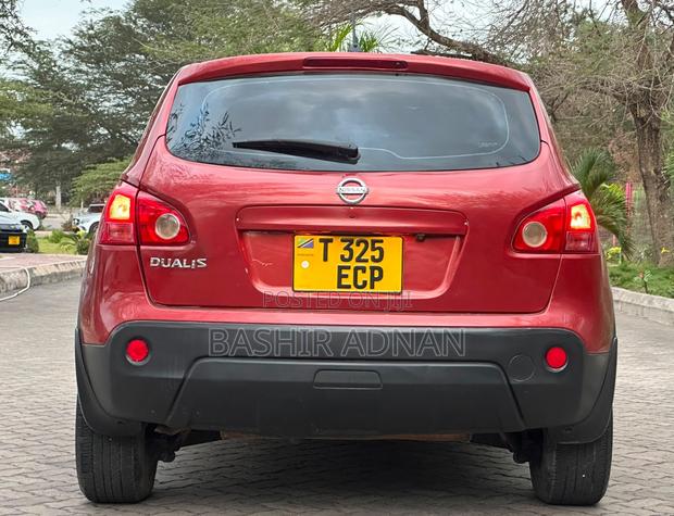 Nissan Dualis 2008 Maroon