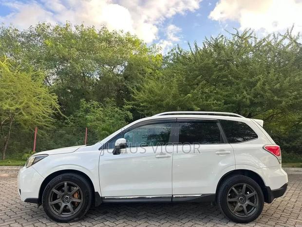 Subaru Forester 2016 White