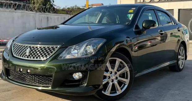 Toyota Crown 2008 Green