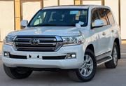 Toyota Land Cruiser 2017 Off white for sale