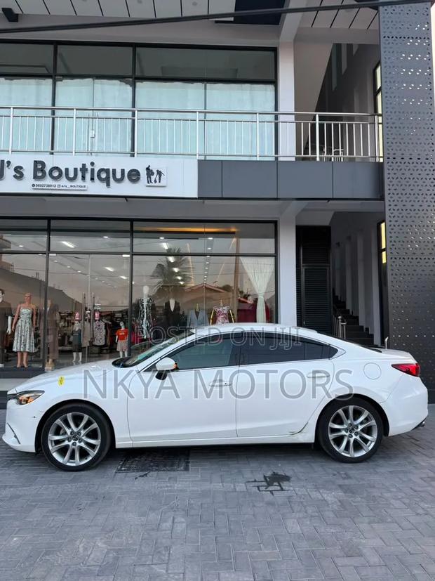 Mazda Atenza 2017 White