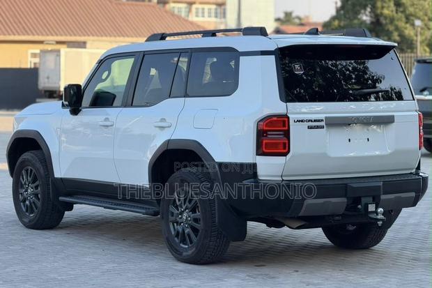 New Toyota Land Cruiser Prado 2025 White