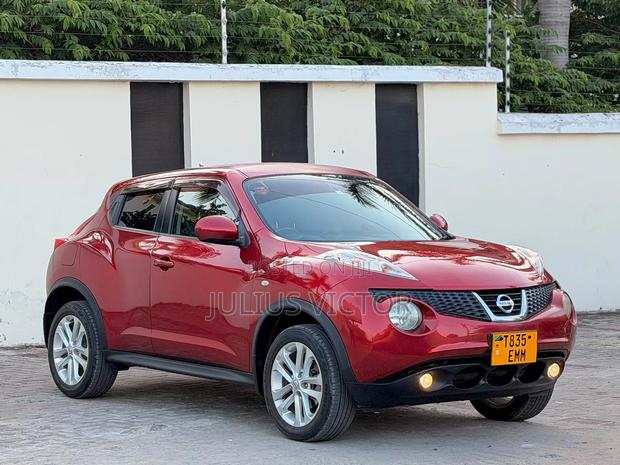 Nissan Juke 2012 Red