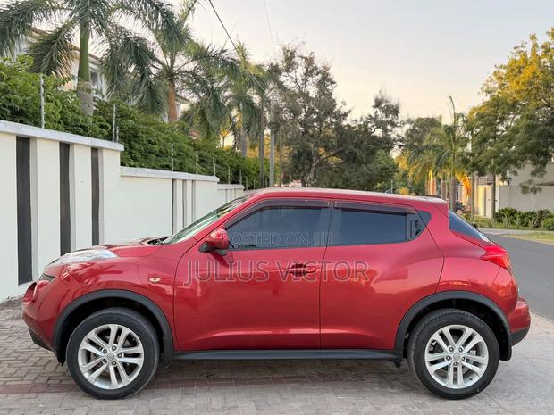 Nissan Juke 2012 Red