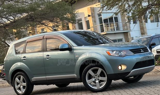 Mitsubishi Outlander 2005 Blue