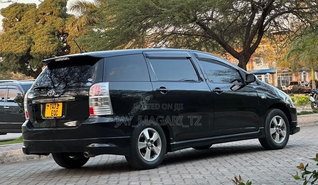 Toyota Wish 2005 Black