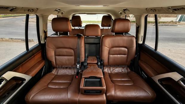 Toyota Land Cruiser 2017 Gold
