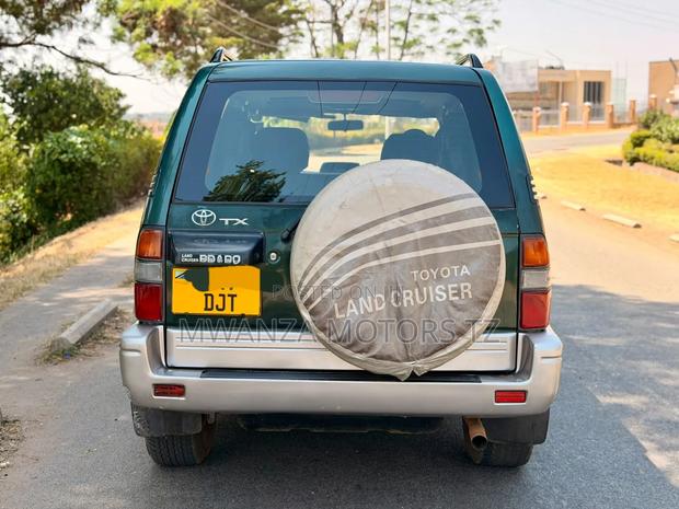 Toyota Land Cruiser Prado 1997 Green