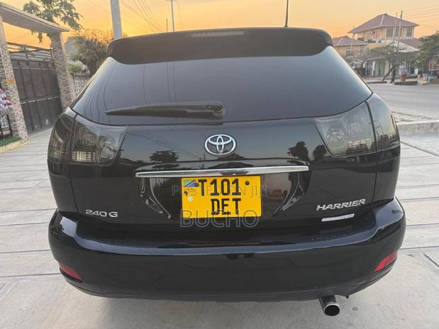 Toyota Harrier 2005 Black