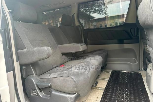 Toyota Alphard 2007 White