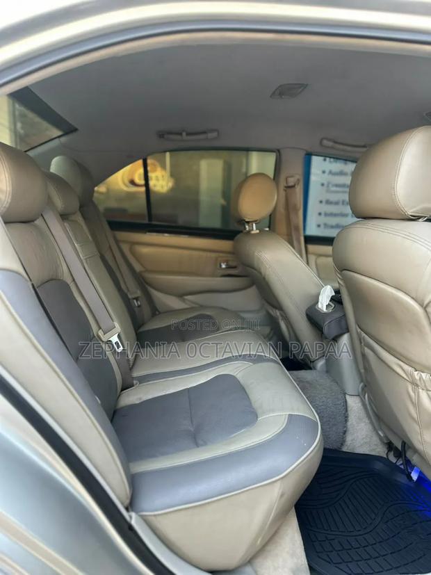 Toyota Brevis 2003 Silver
