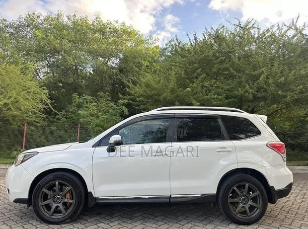 Subaru Forester 2016 White