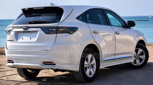 Toyota Harrier 2014 White