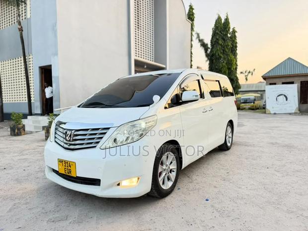 Toyota Alphard 2009 White