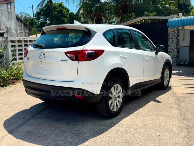 Mazda CX-5 2023 White