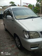 Toyota Noah 2.0 AWD (8 Seater) 2001 Silver for sale