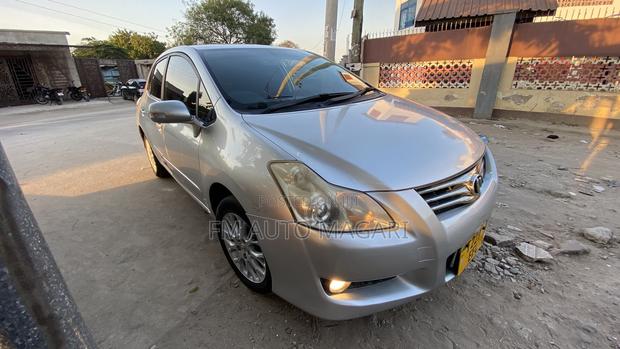 Toyota Blade 2007 Silver