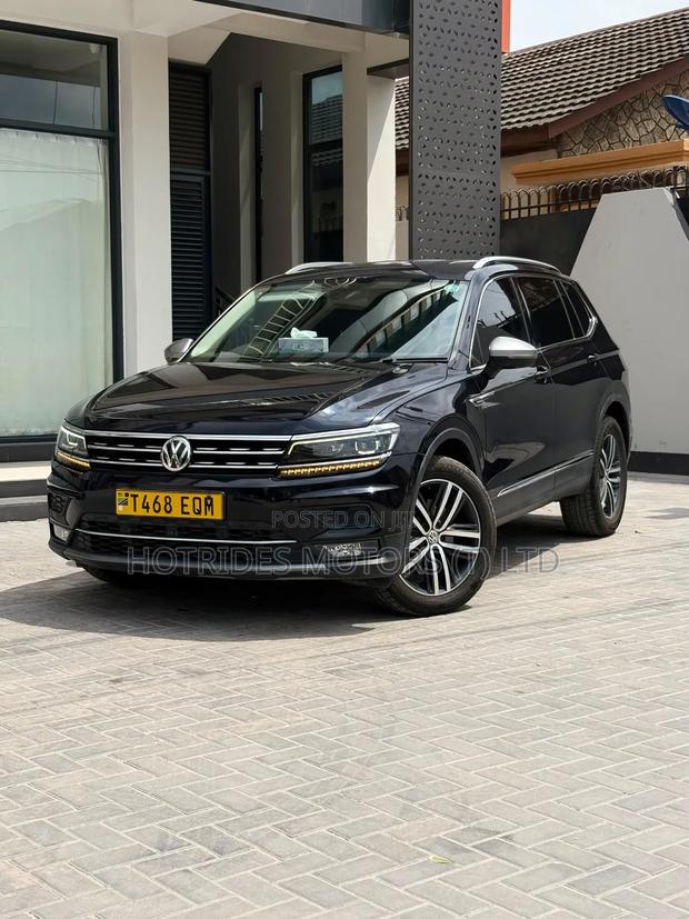 Volkswagen Tiguan 2019 Black