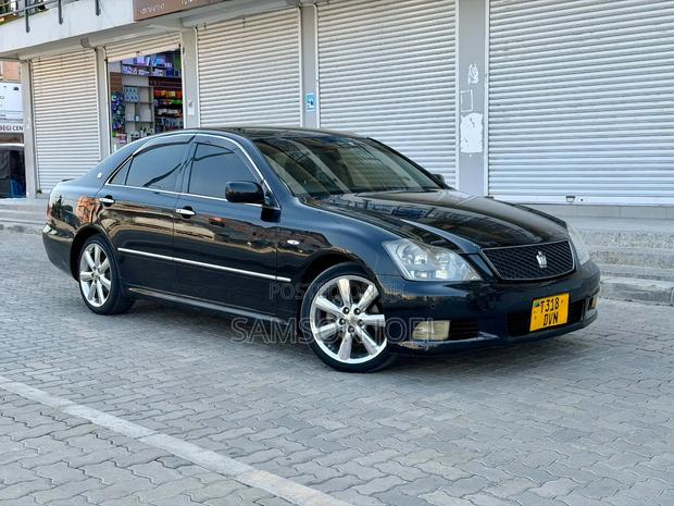 Toyota Crown 2007 Black