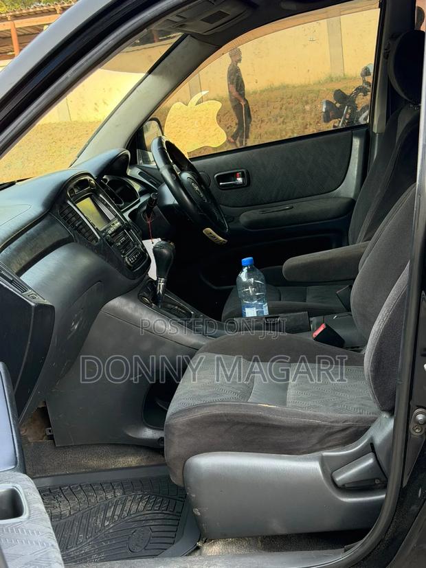 Toyota Kluger 2006 Black