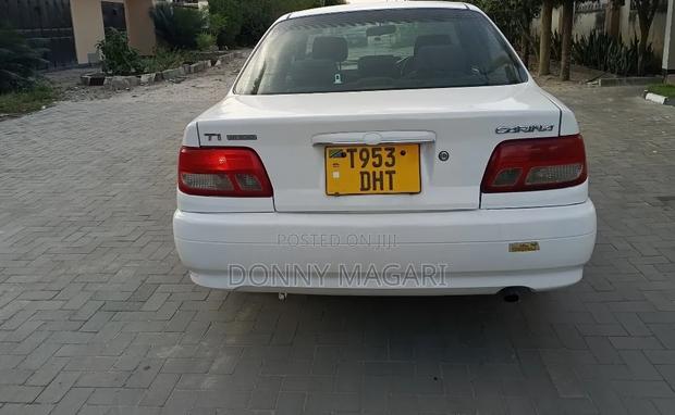 Toyota Carina 2001 White