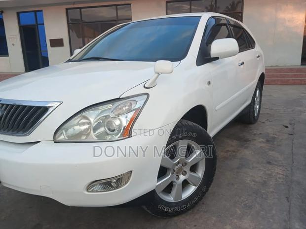 Toyota Harrier 2006 White