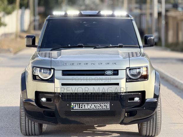 Land Rover Defender 2022 Gray