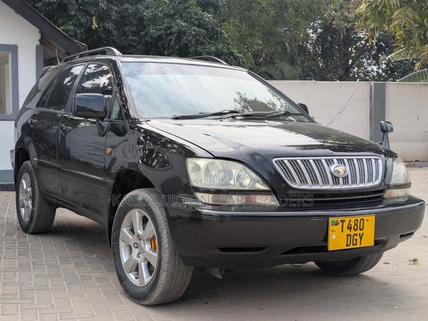 Toyota Harrier 2006 Black