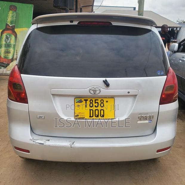 Toyota Corolla Spacio 2006 Silver