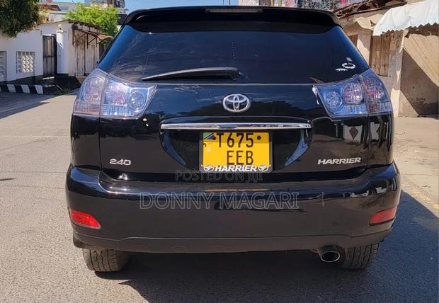 Toyota Harrier 2006 Black