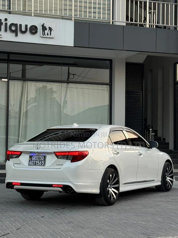 Toyota Mark X 2011 White