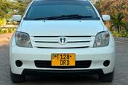 Toyota IST 2004 White for sale
