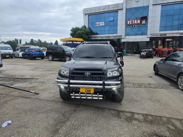Toyota Hilux Surf 3.0DT 2005 Black