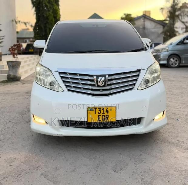 Toyota Alphard 2007 White