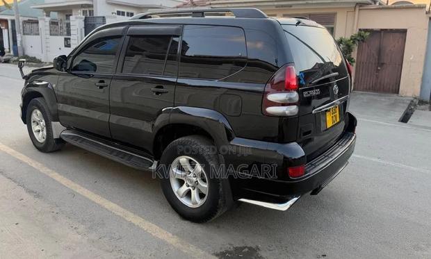Toyota Land Cruiser Prado 2007 Black