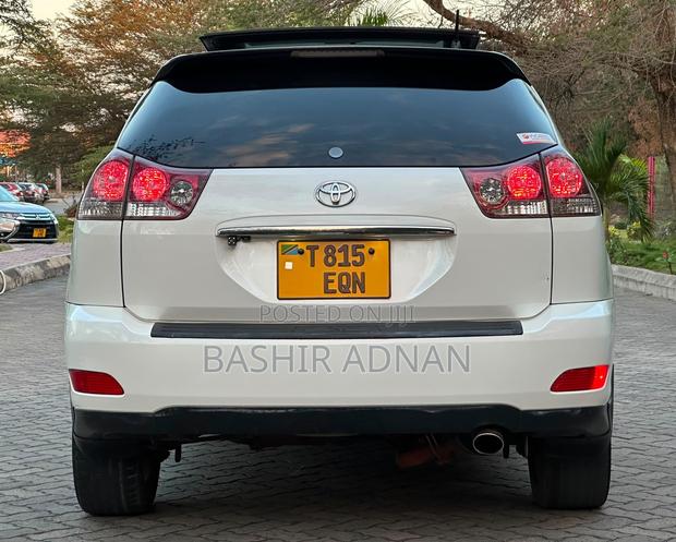 Toyota Harrier 2.4 2007 White