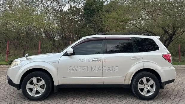 Subaru Forester 2009 White